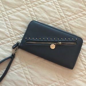 Jessica Simpson wallet/wristlet